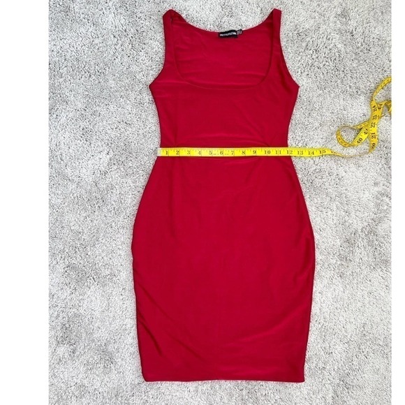 Pretty little thing red dress size 2       #029-0867 - Picture 7 of 10